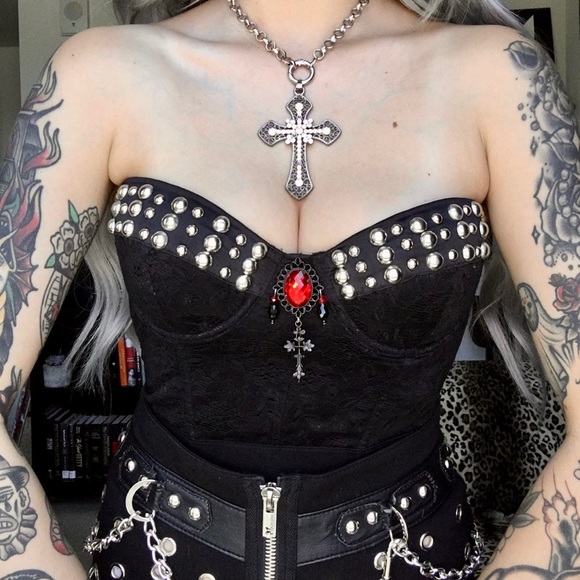 Gothic Bustier - Picture 4 of 4